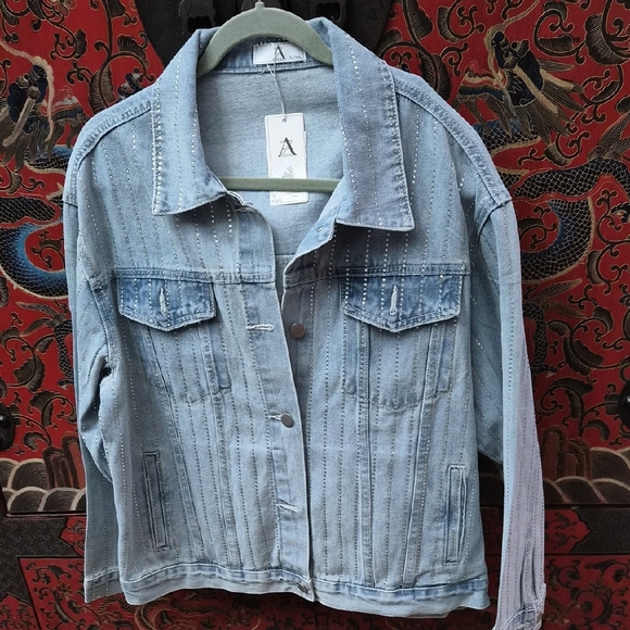 Jean Jacket - Picture 2 of 9